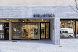 Biblioteca Montserrat Abello Barcelona library building architecture design exterior view